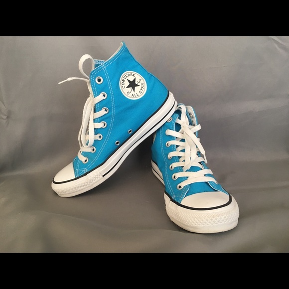 Converse Shoes - High Top Blue Women’s 8 Converse
